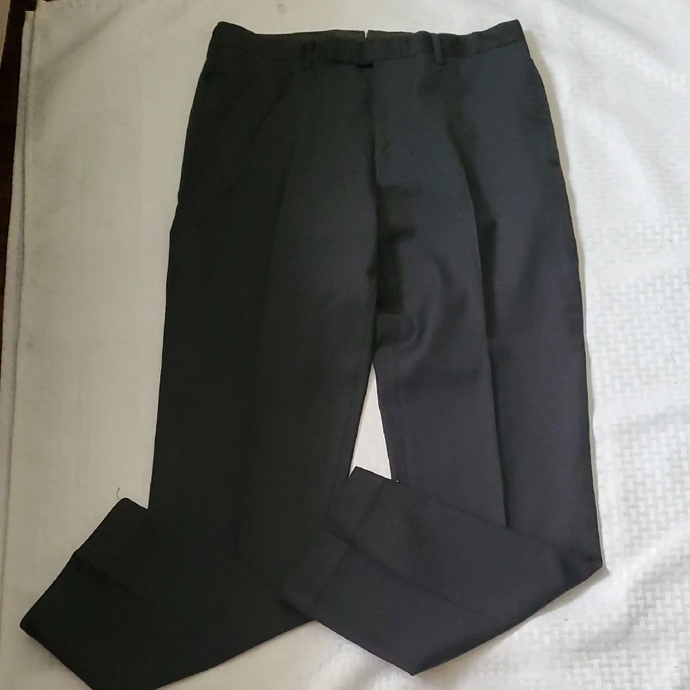 Calvin Klein Charcoal Black Grey 2 Piece Suit - Picture 4 of 17
